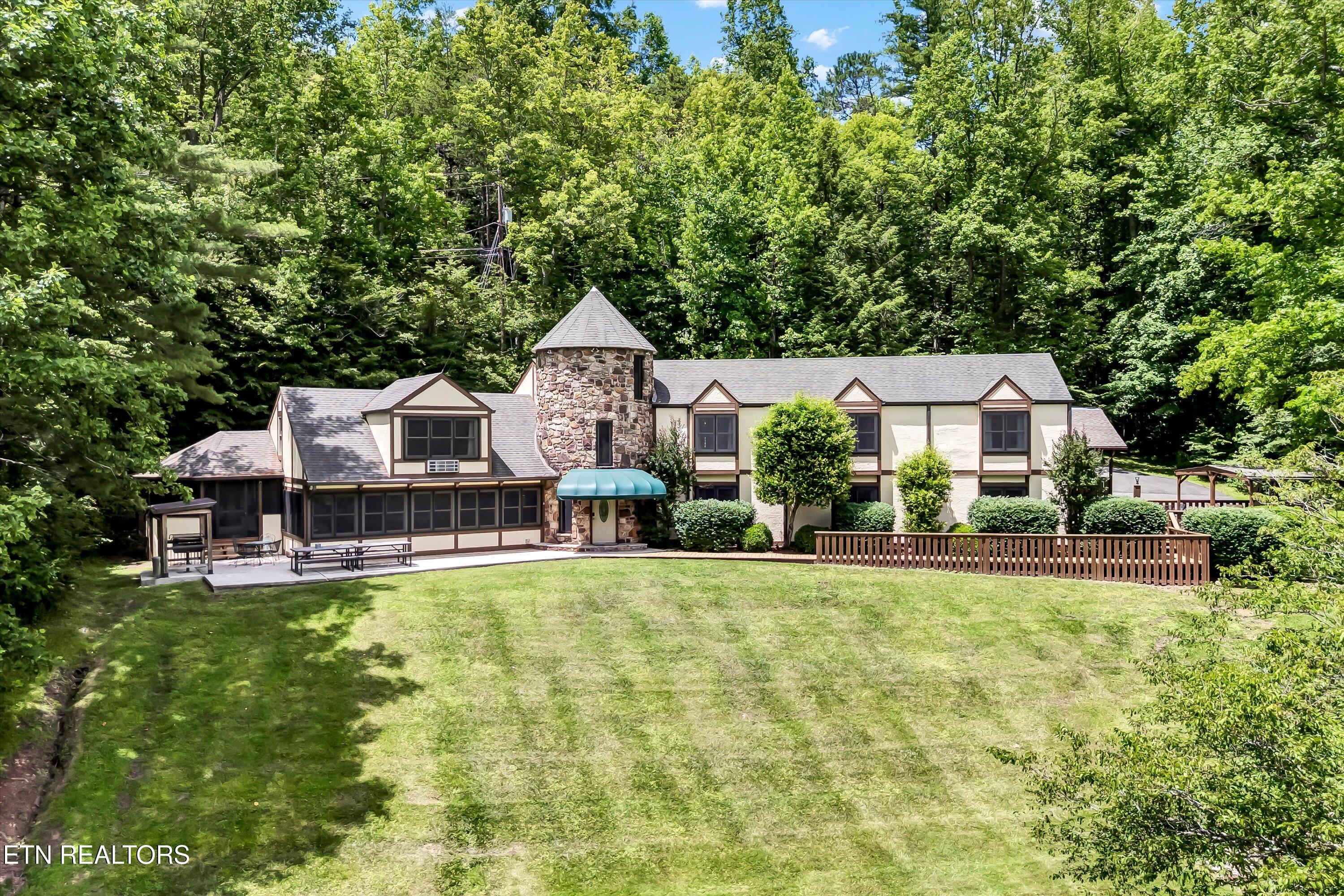 3950 Castle Road Gatlinburg, TN 37738 - Photo 4 of 56 07-3950 Castle Rd-7