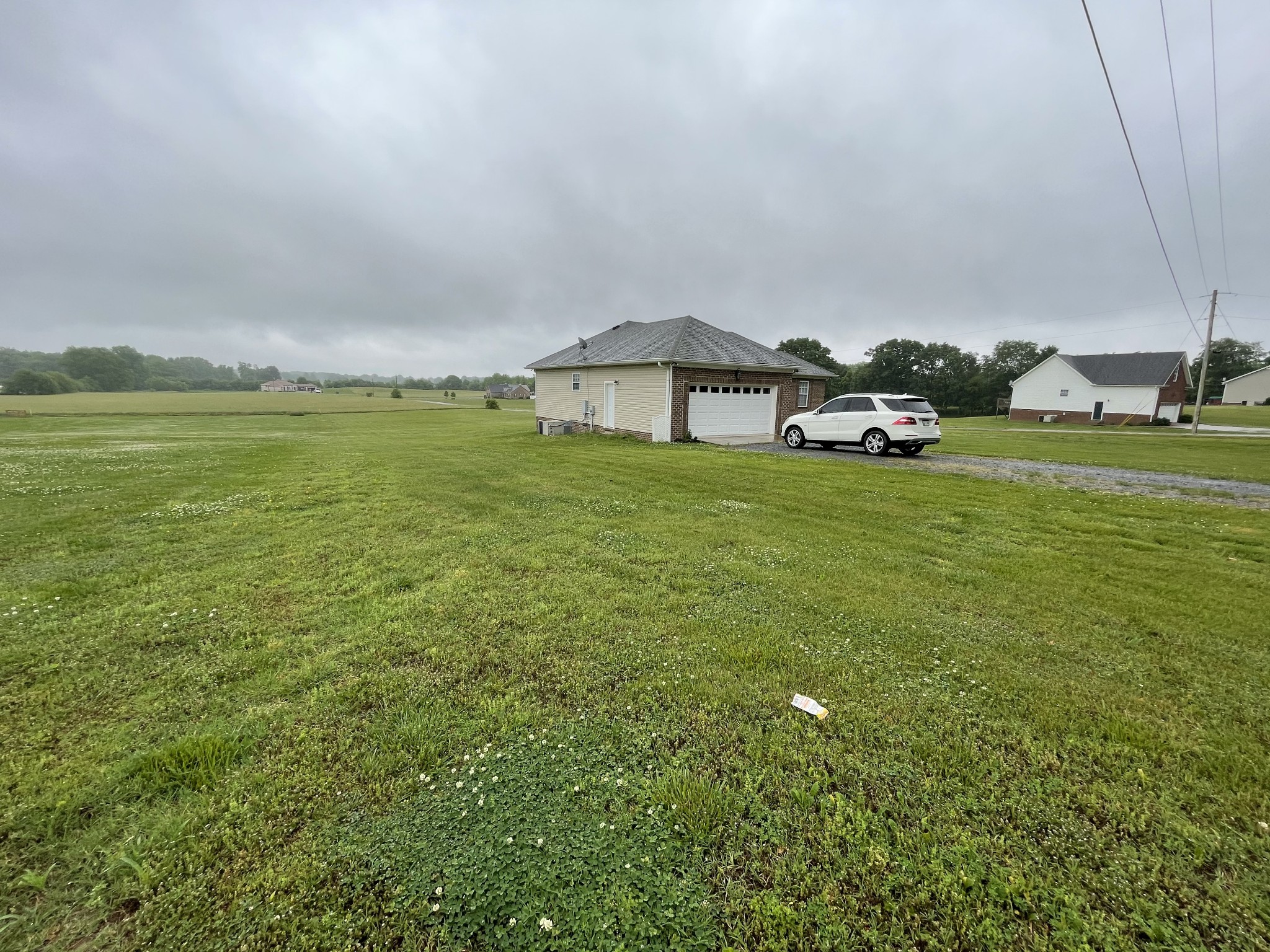 5235 Youngville Road Springfield, TN 37172 - Photo 4 of 28 a front view of a house with garden