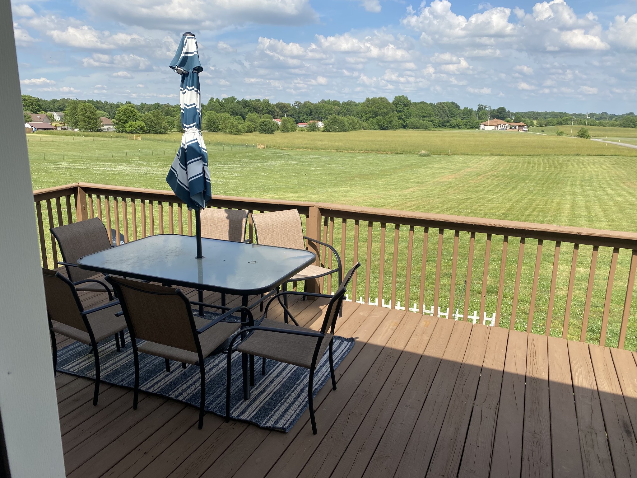 5235 Youngville Road Springfield, TN 37172 - Photo 9 of 28 a view of a balcony with wooden floor and lake view