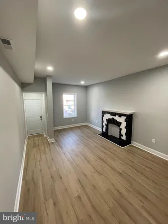 $2,295 | 1927 East Lafayette Avenue, Baltimore, MD 21213