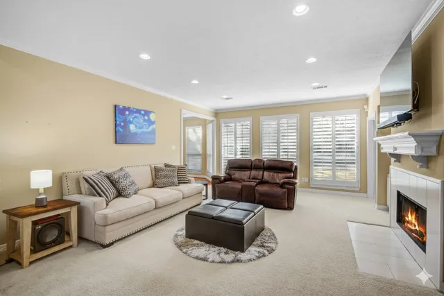 $374,000 | 13215 Jessica Lane, Houston, TX 77069