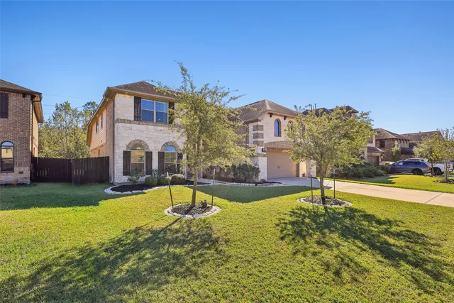 $485,000 | 10919 Gallant Flag Drive, Tomball, TX 77375