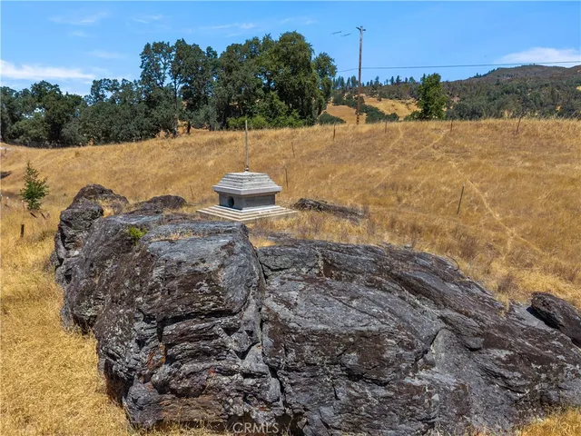 $599,900 | 2225 Ladder Ridge Road, Upper Lake, CA 95485