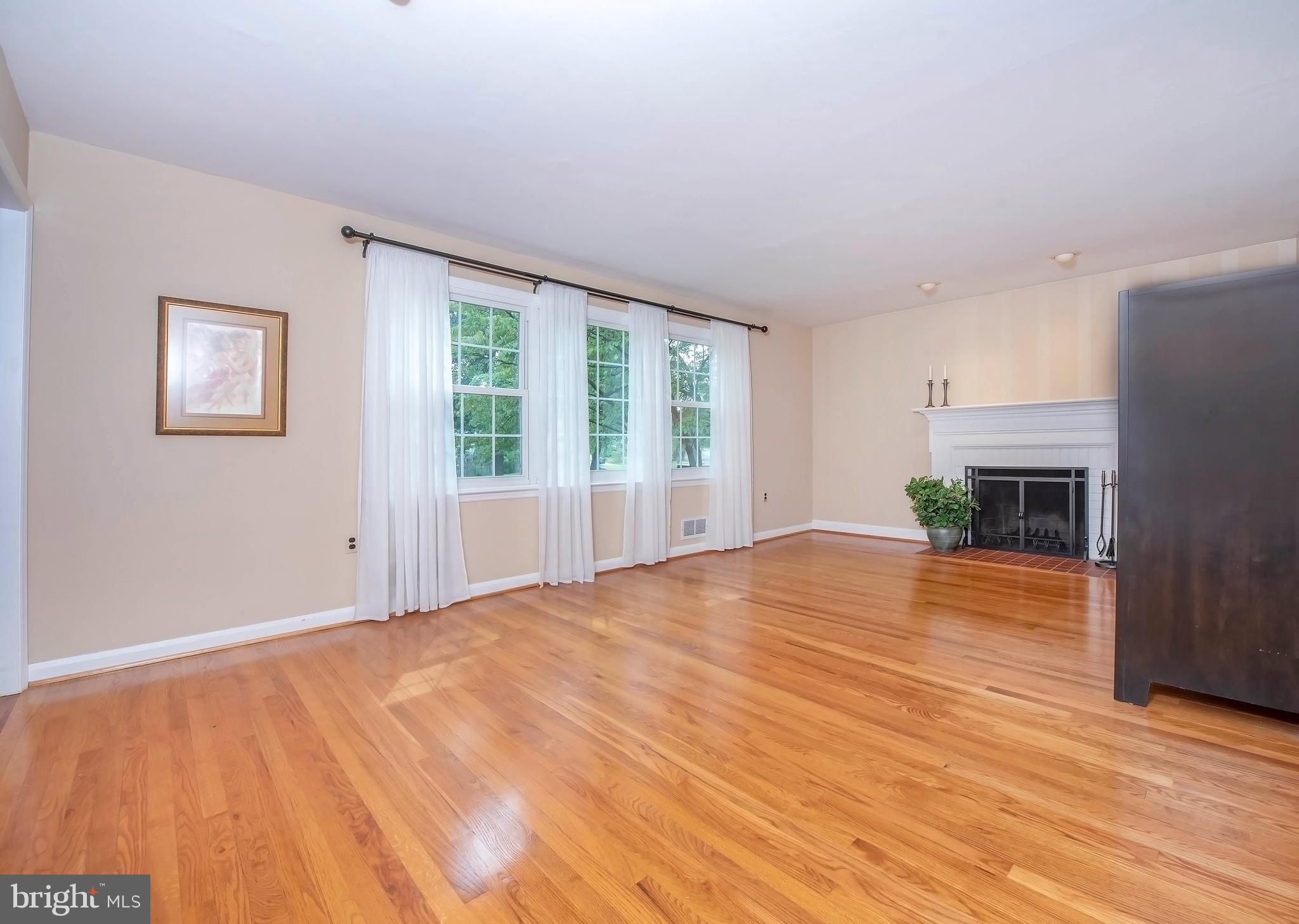 2416 Knowles Road Wilmington, DE 19810 - Photo 3 of 31 Gallery Image 3