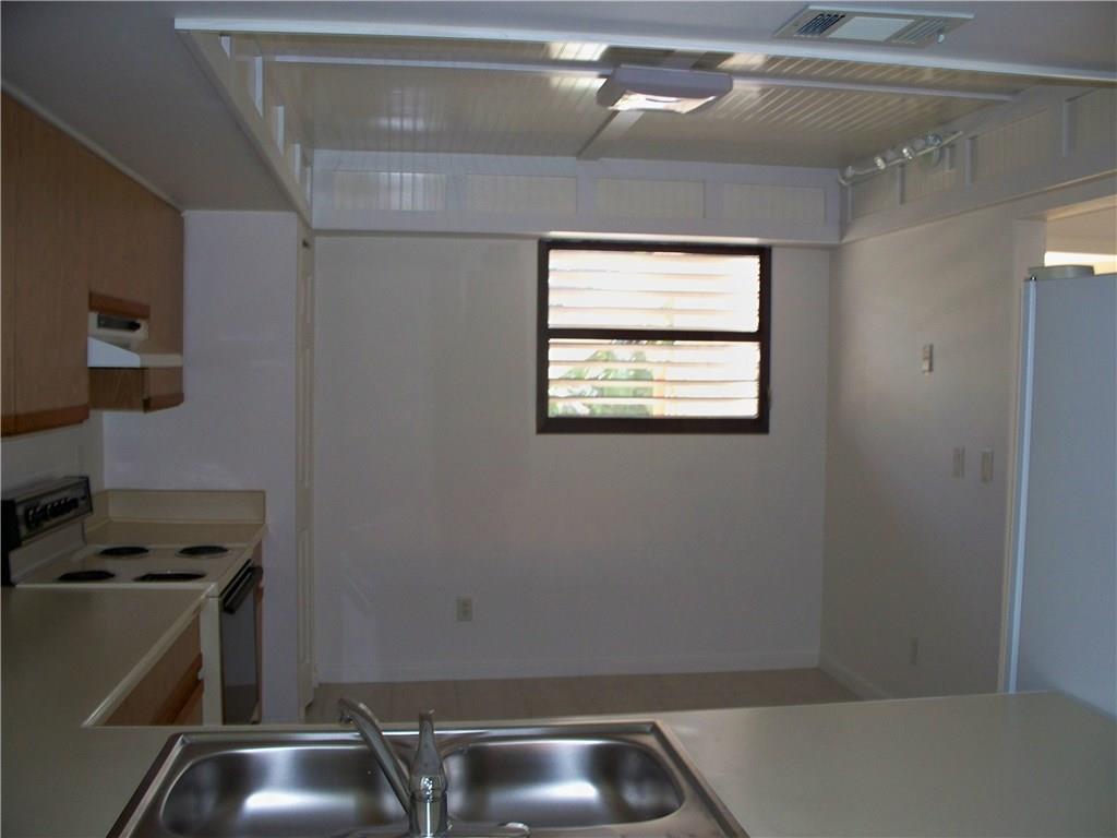 1821 Southwest Palm City Road, Unit B501 Stuart, FL 34994 - Photo 8 of 25 Gallery Image 8