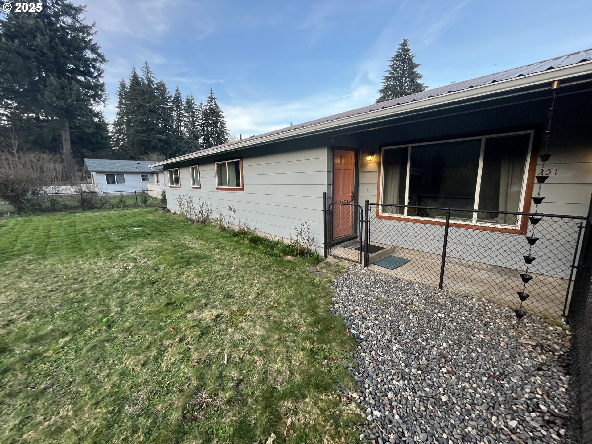 251 Vine Maple Loop Carson, WA 98610 - Photo 9 of 20 Gallery Image 9