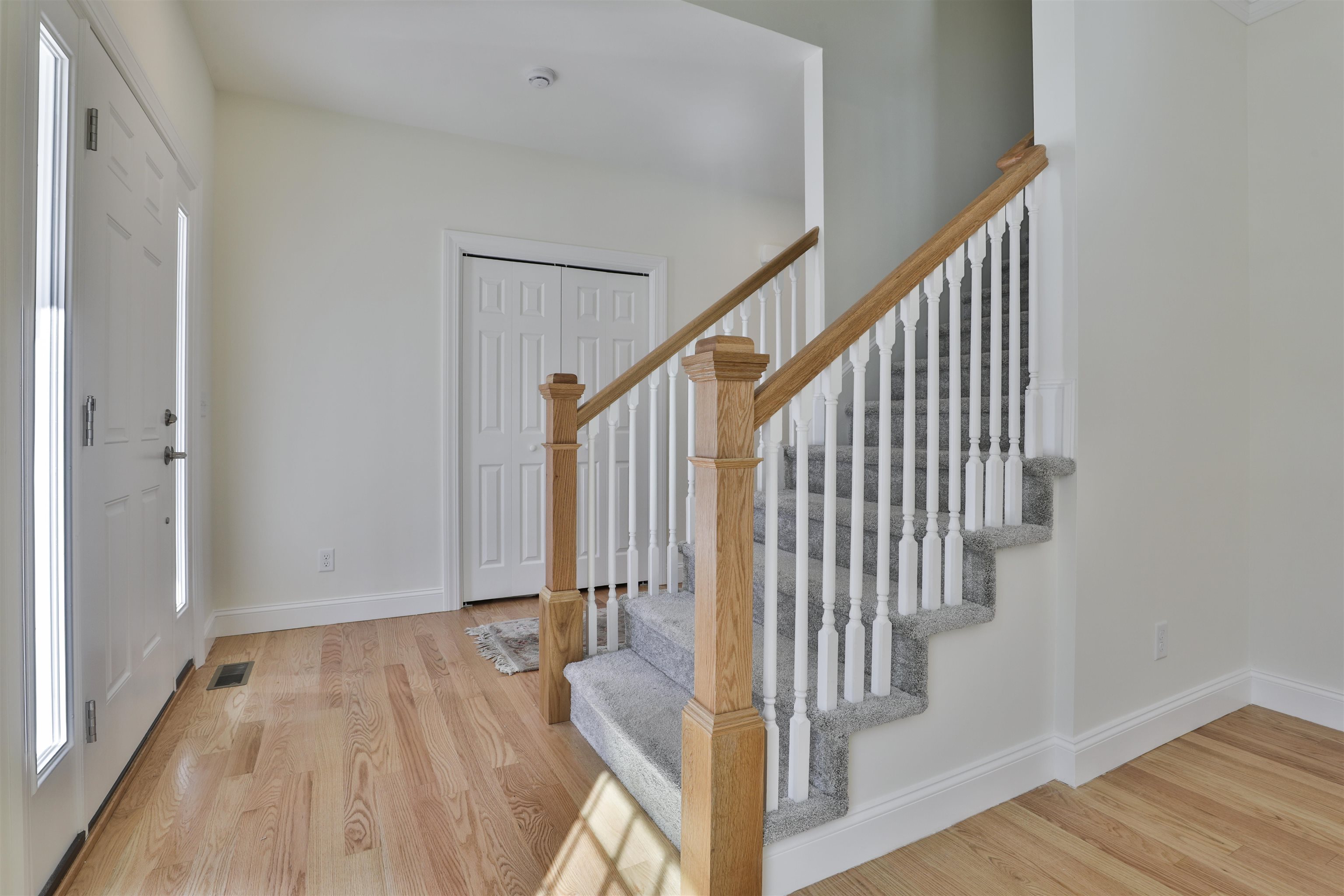22 Reeds Ferry Way Merrimack, NH 03054 - Photo 7 of 52