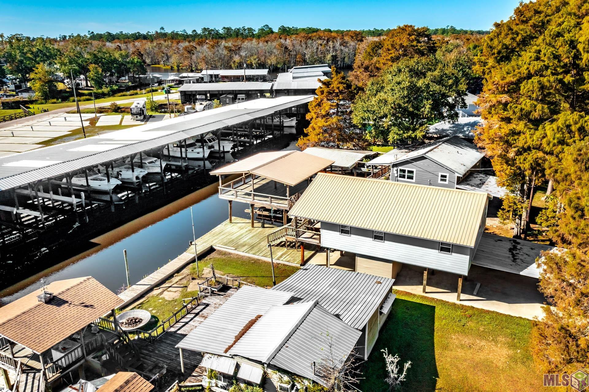 31734 Shelton Drive Springfield, LA 70462 - Photo 14 of 29