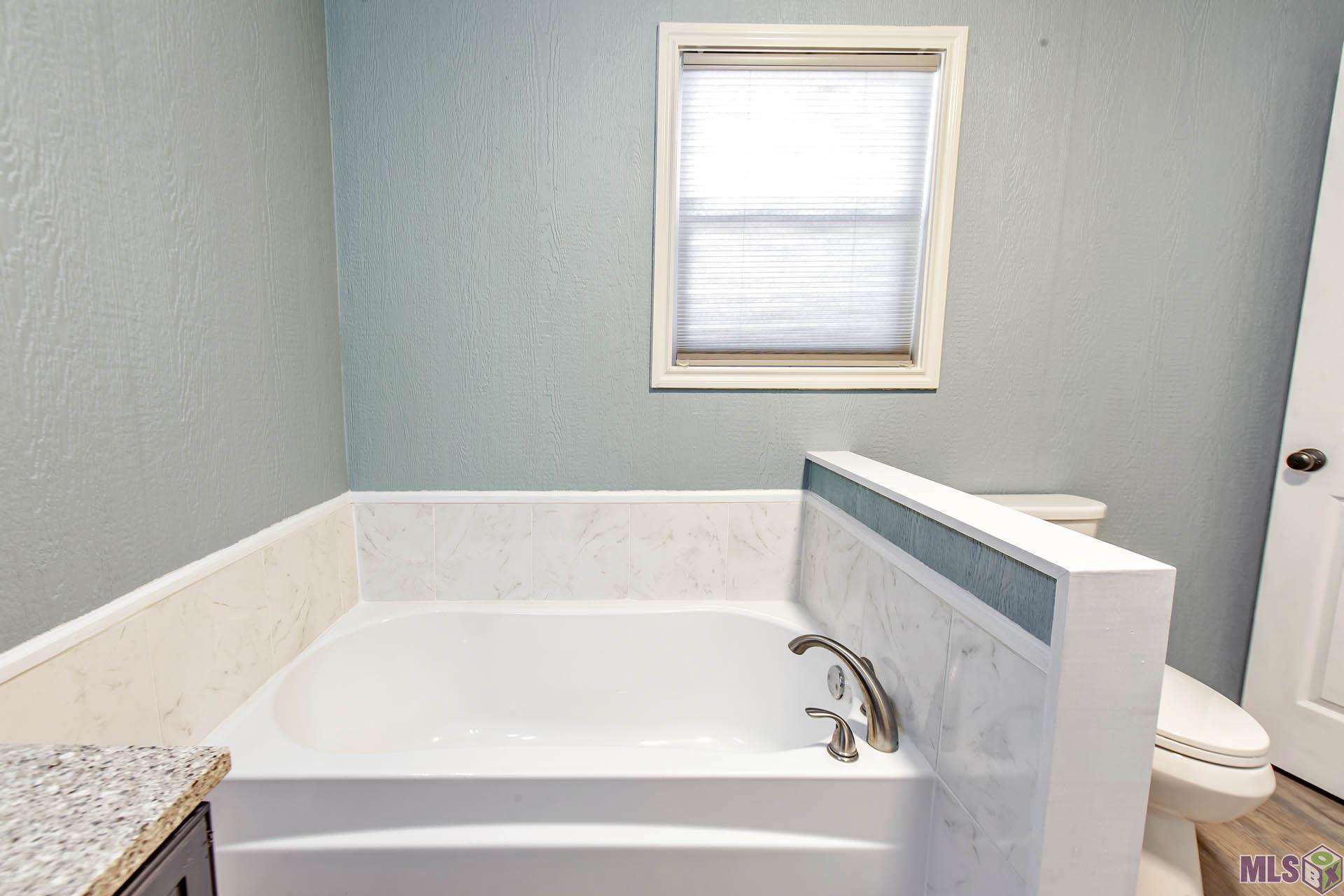 31734 Shelton Drive Springfield, LA 70462 - Photo 22 of 29