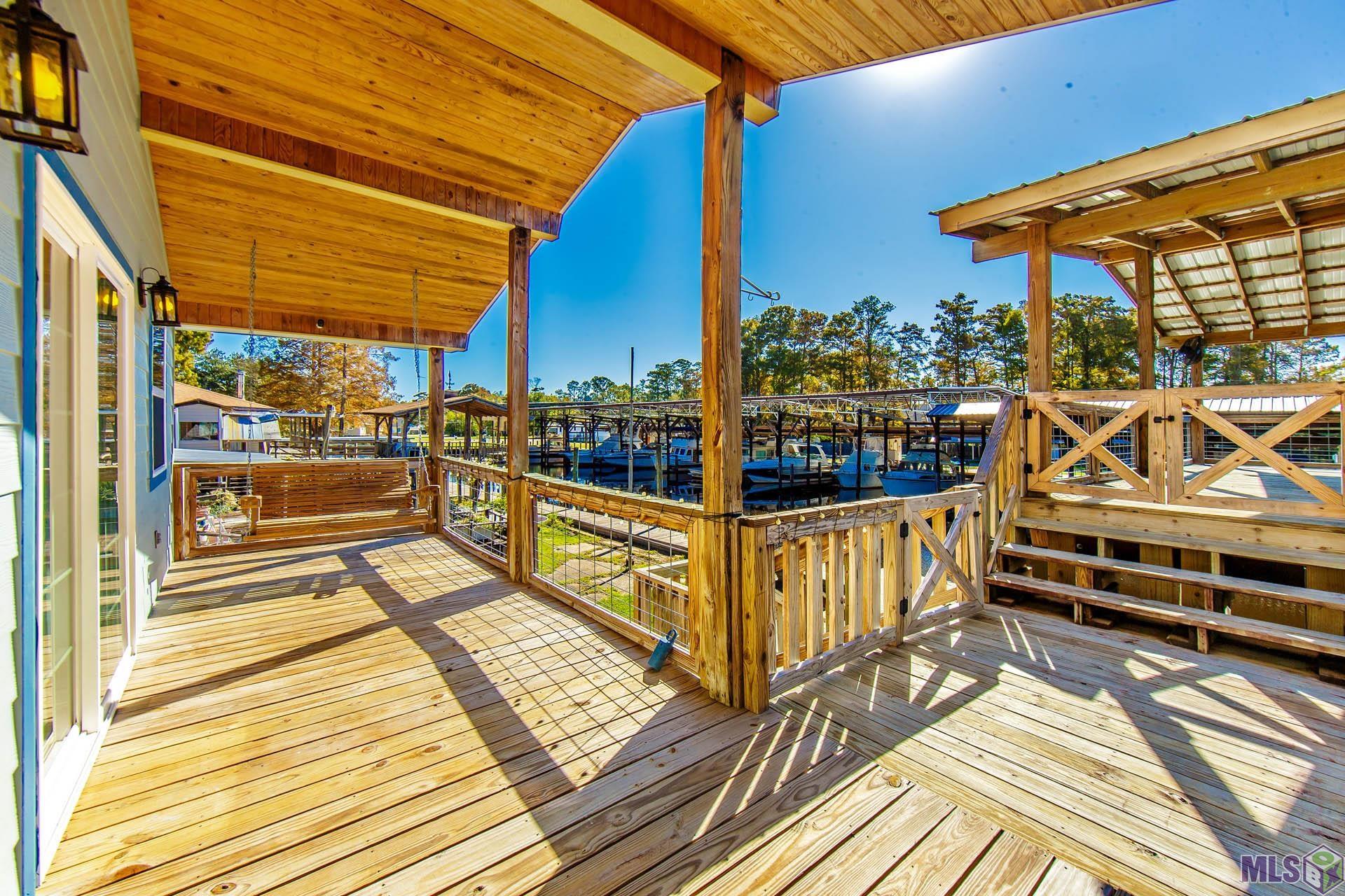 31734 Shelton Drive Springfield, LA 70462 - Photo 10 of 29