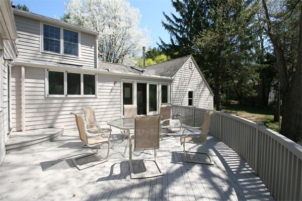 189 Oxbow Road Wayland, MA 01778 - Photo 18 of 19