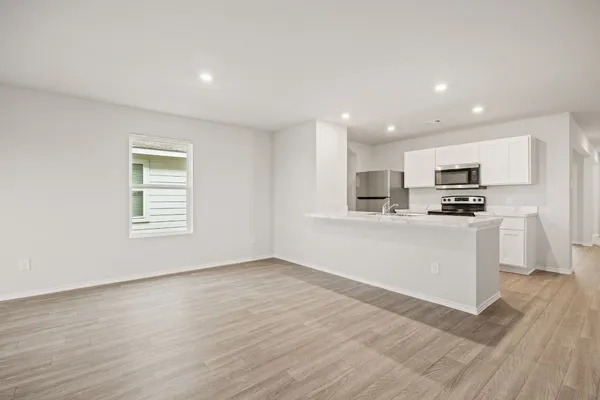 $2,400 | 239 Road 5821 Cleveland Tx 77327, Cleveland, TX 77327