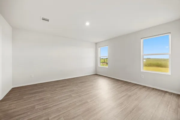 $2,400 | 239 Road 5821 Cleveland Tx 77327, Cleveland, TX 77327