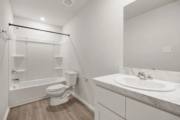 $2,400 | 239 Road 5821 Cleveland Tx 77327, Cleveland, TX 77327