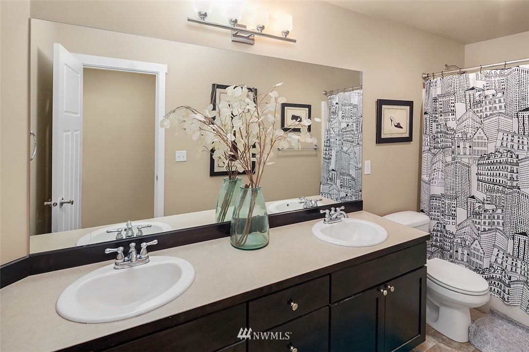 4021 180th Place Southeast Bothell, WA 98012 - Photo 18 of 23 Gallery Image 18
