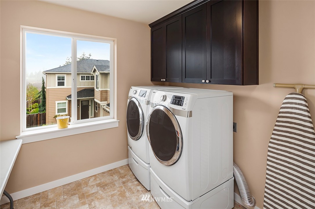 4021 180th Place Southeast Bothell, WA 98012 - Photo 19 of 23 Gallery Image 19