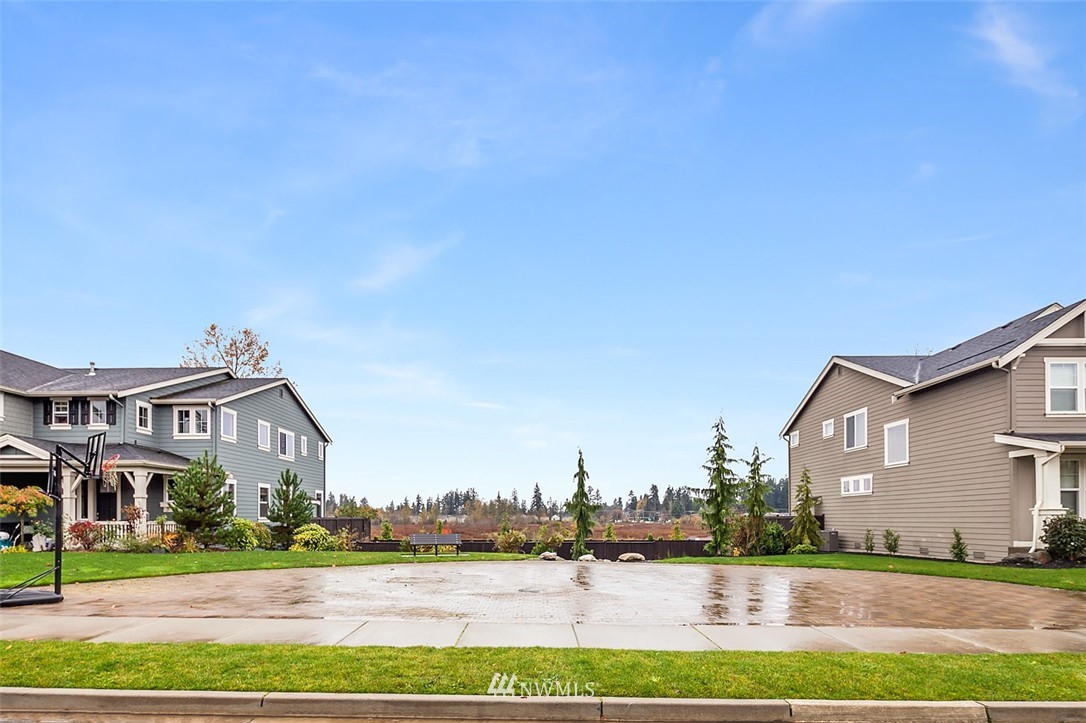 4021 180th Place Southeast Bothell, WA 98012 - Photo 21 of 23 Gallery Image 21