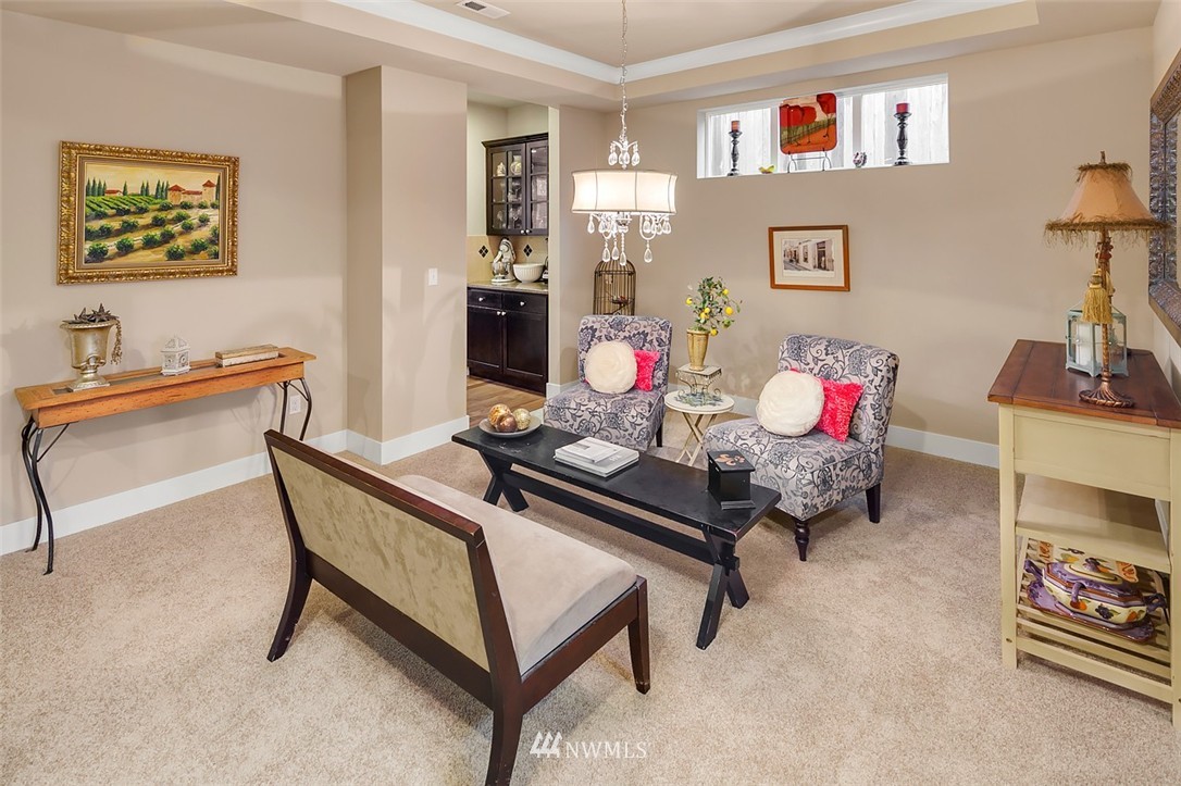 4021 180th Place Southeast Bothell, WA 98012 - Photo 4 of 23 Gallery Image 4