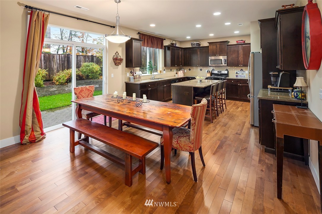 4021 180th Place Southeast Bothell, WA 98012 - Photo 7 of 23 Gallery Image 7
