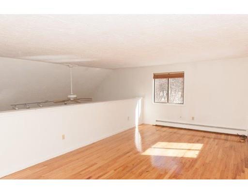 28 James Road Sterling, MA 01564 - Photo 9 of 29 Gallery Image 9