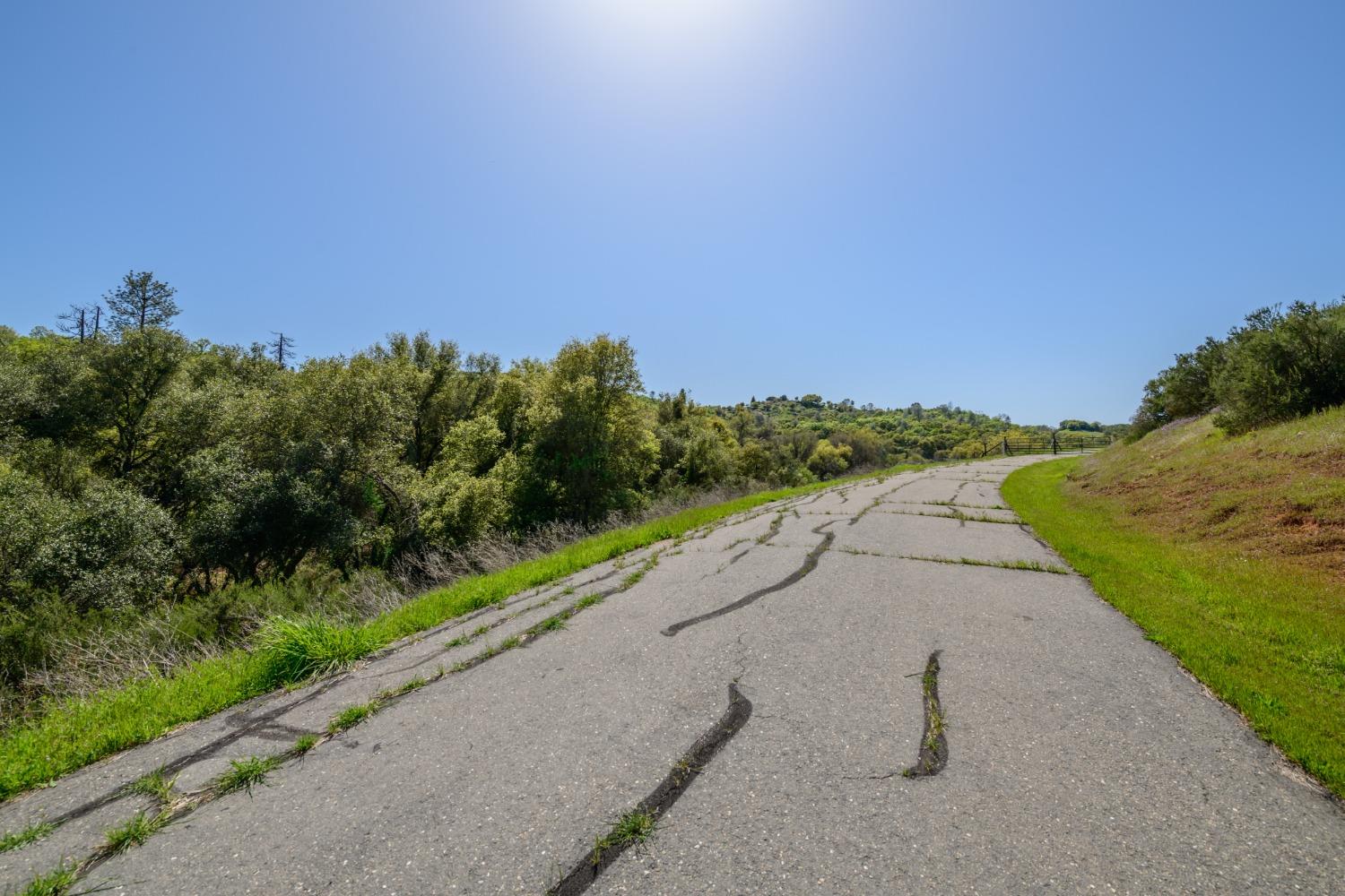 6 Jurgens Road Rescue, CA 95672 - Photo 10 of 24 a view of a road with a yard