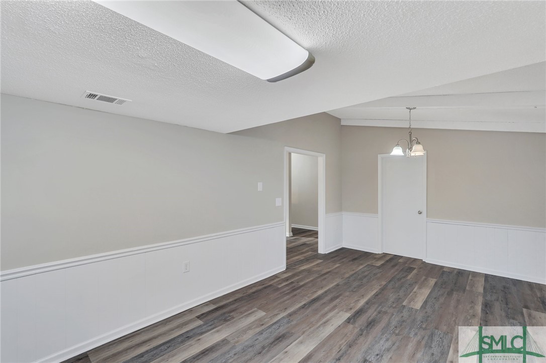 1008 Bacon Road Hinesville, GA 31313 - Photo 15 of 37