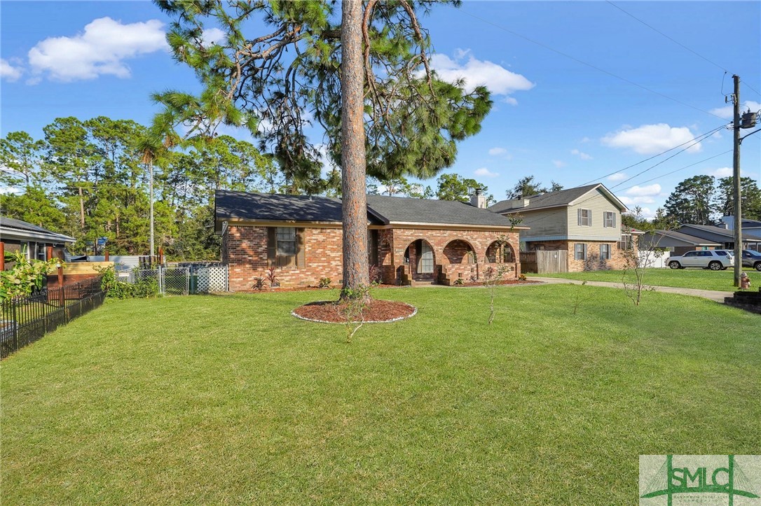 1008 Bacon Road Hinesville, GA 31313 - Photo 3 of 37