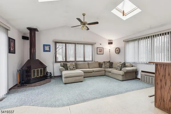 $760,000 | 2 Grenoble Court, Old Bridge, NJ 07747