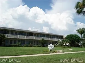 $4,500 | 421 12th Avenue South, Unit A9, Naples, FL 34102