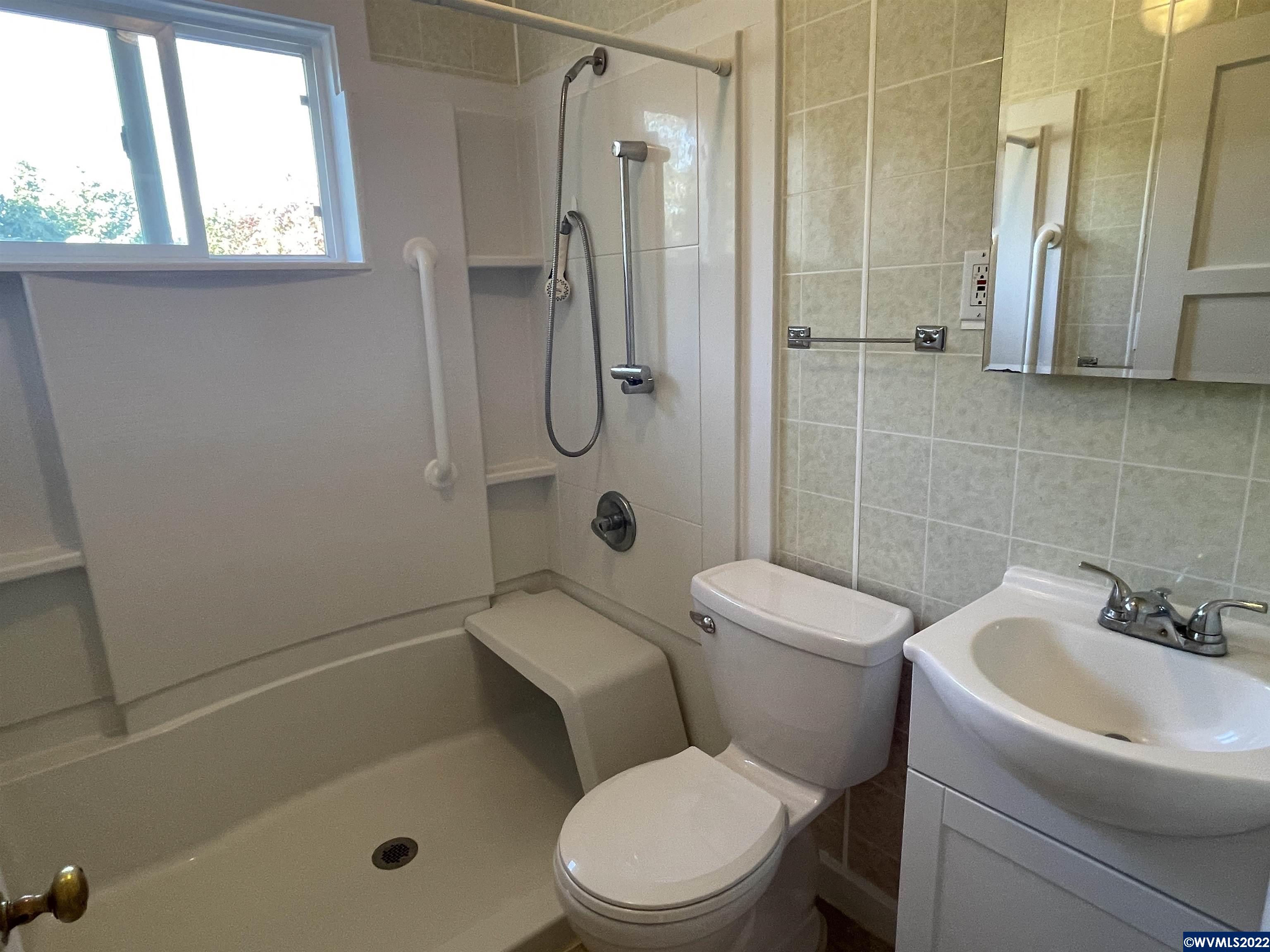 1309 Southwest Church Street Dallas, OR 97338 - Photo 13 of 40 Gallery Image 13