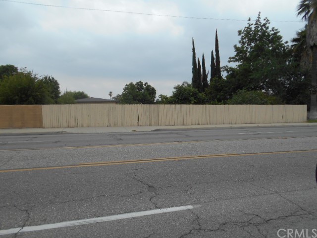 811 Riverside Avenue Rialto, CA 92376 - Photo 1 of 1 a view of a terrace
