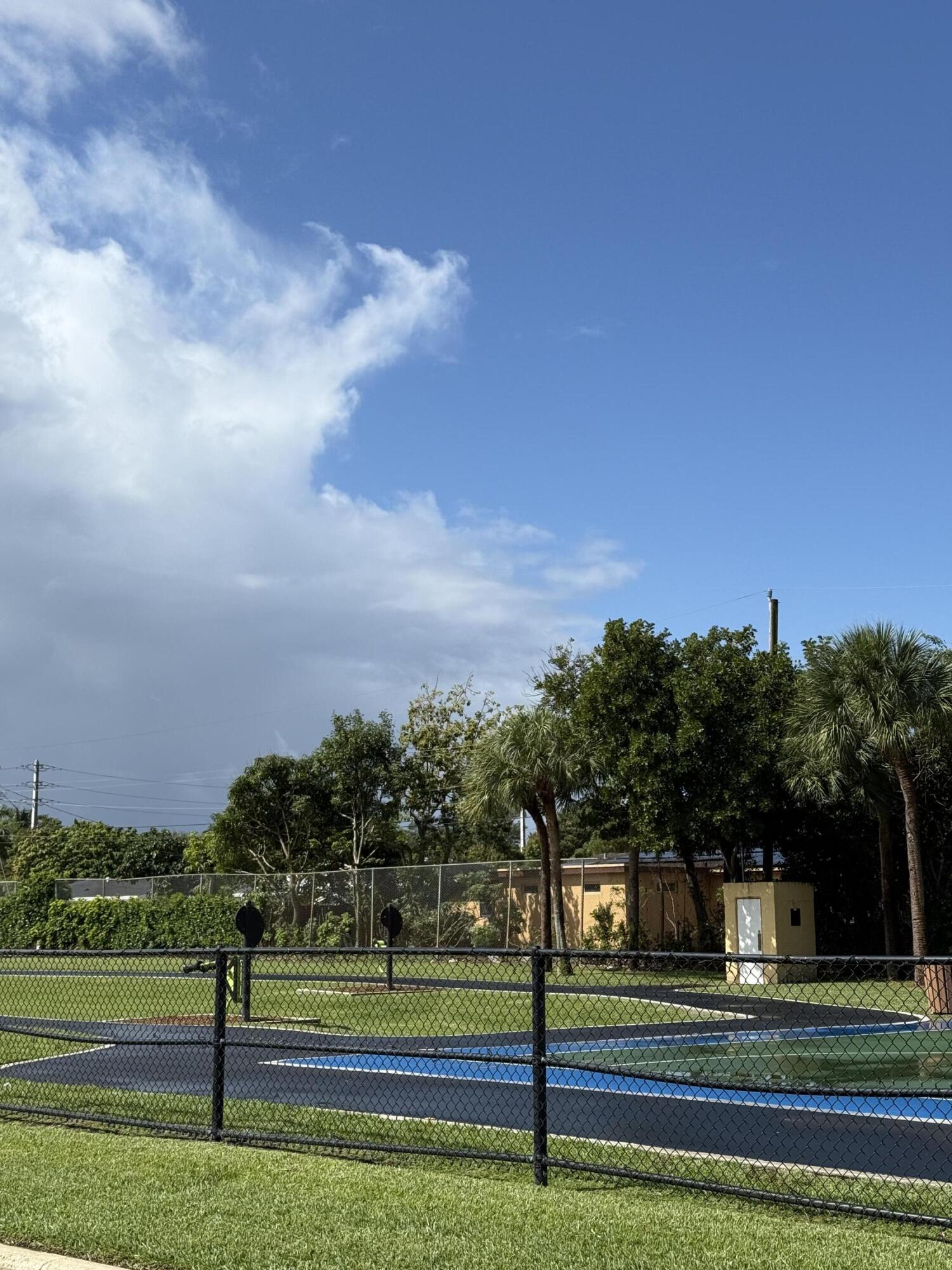 511 Southwest 63rd Terrace Margate, FL 33068 - Photo 18 of 26 IMG_2883