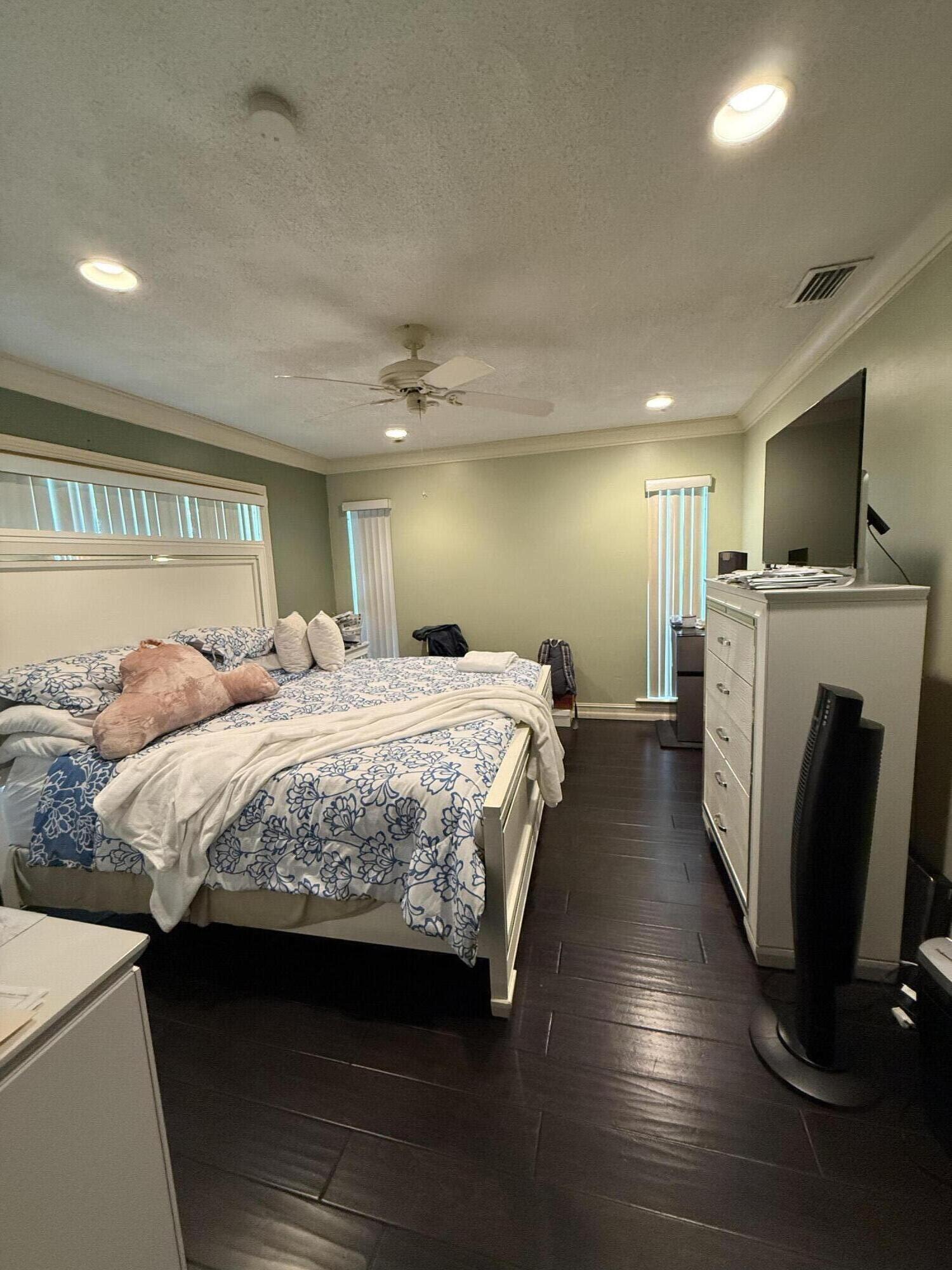 511 Southwest 63rd Terrace Margate, FL 33068 - Photo 24 of 26 IMG_2918