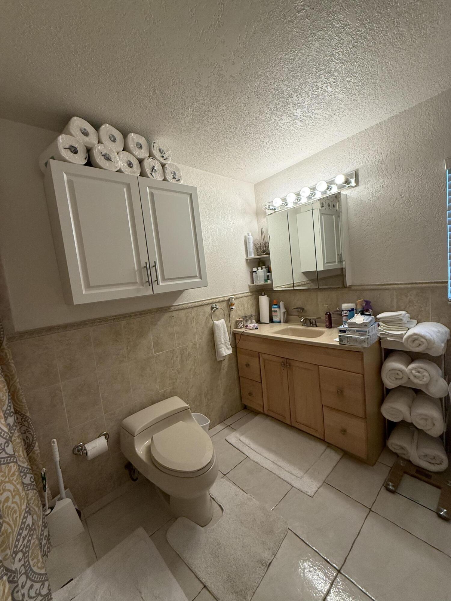 511 Southwest 63rd Terrace Margate, FL 33068 - Photo 8 of 26 IMG_2916