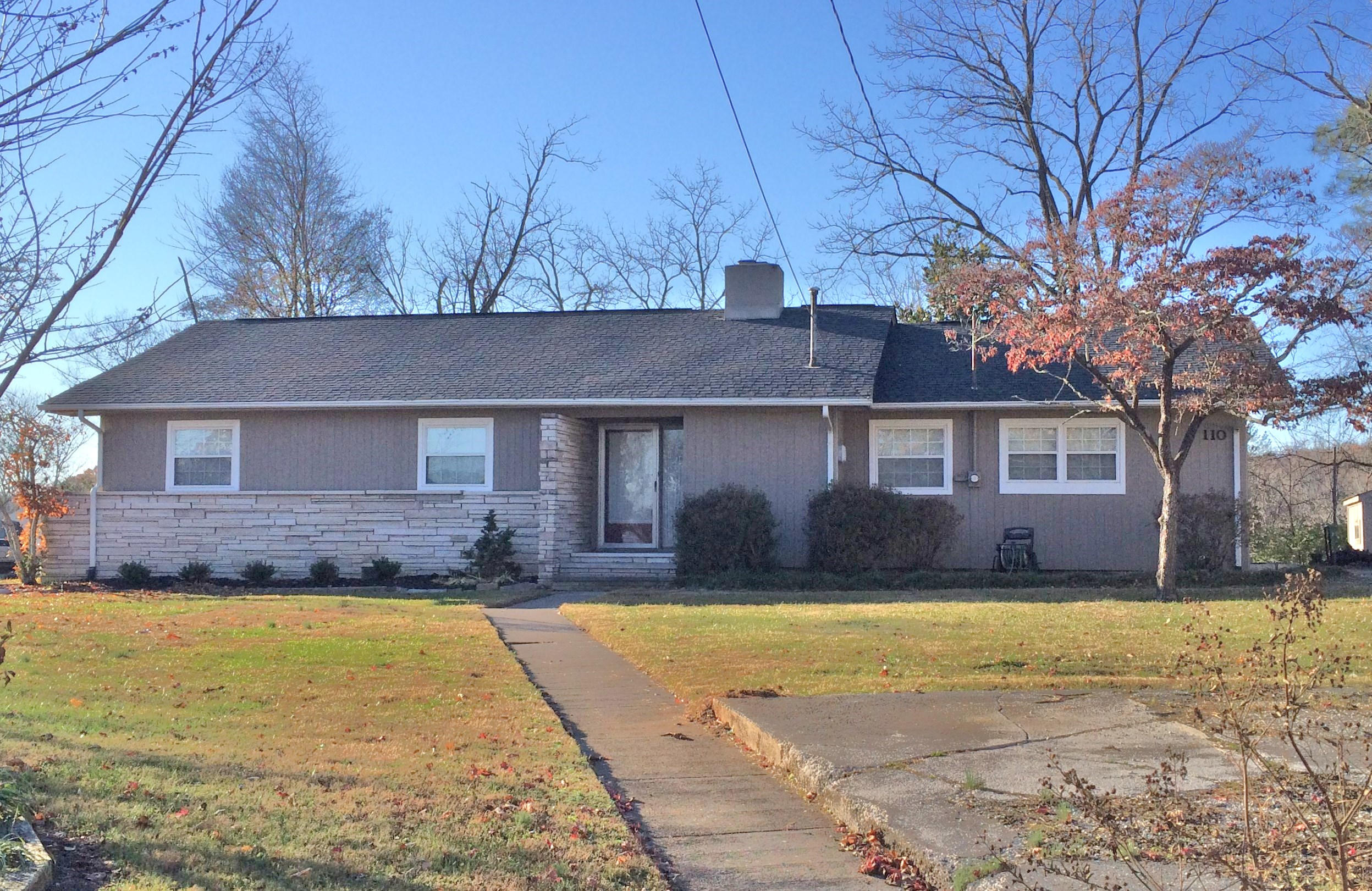 110 Verbena Road Oak Ridge, TN 37830 - Photo 1 of 28 Front View