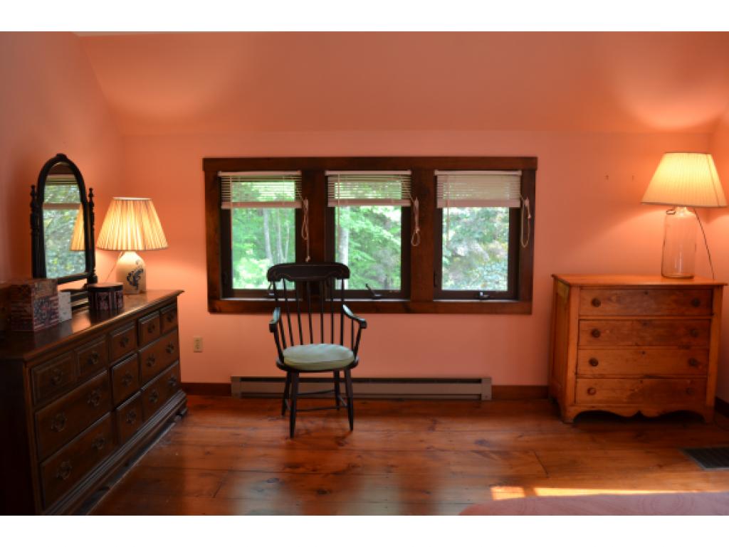 49 Moss Road Hopkinton, NH 03229 - Photo 19 of 35