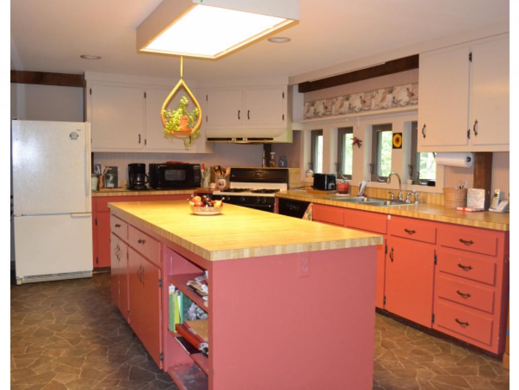 49 Moss Road Hopkinton, NH 03229 - Photo 7 of 35