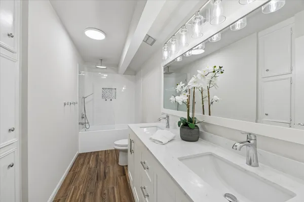 $2,700 | 12625 Memorial Drive, Unit 42, Houston, TX 77024
