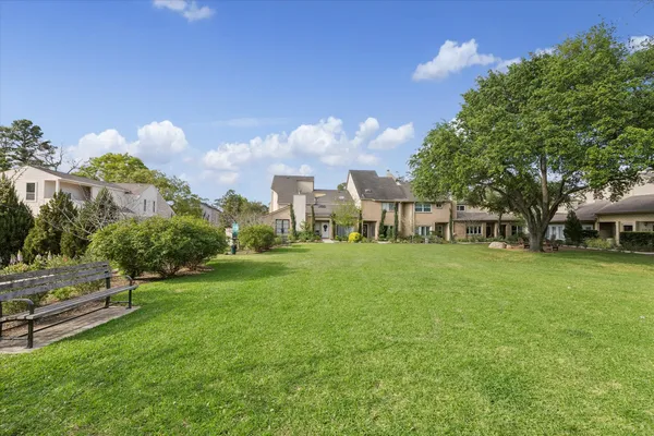 $2,700 | 12625 Memorial Drive, Unit 42, Houston, TX 77024