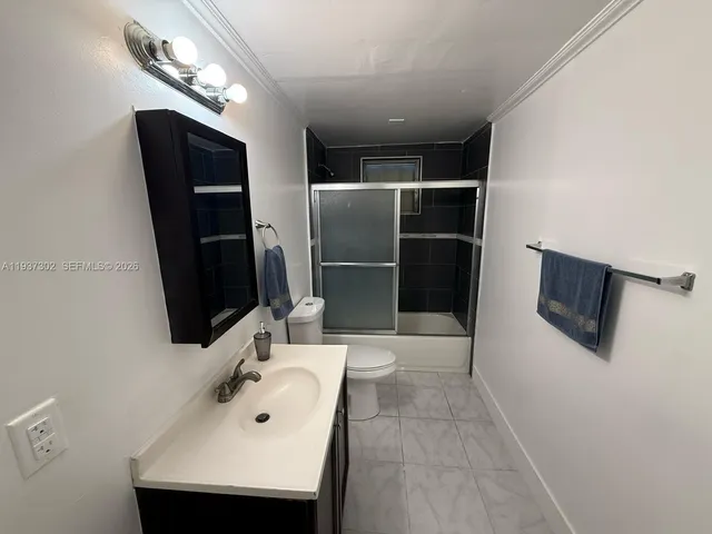 $1,700 | 1131 Southwest 14th Avenue, Unit 2, Miami, FL 33135
