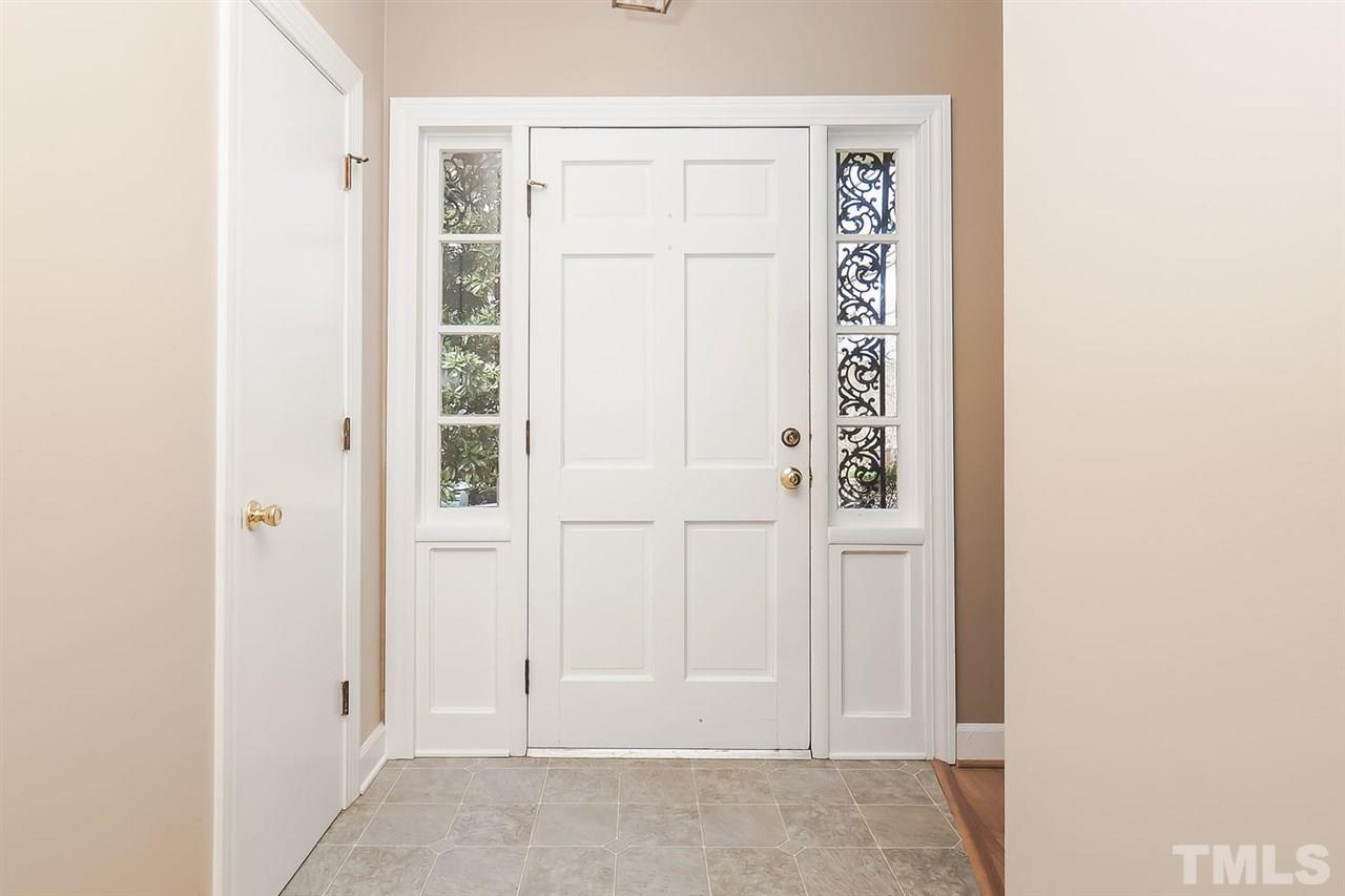 5606 Shadowbrook Drive Raleigh, NC 27612 - Photo 4 of 17 Gallery Image 4