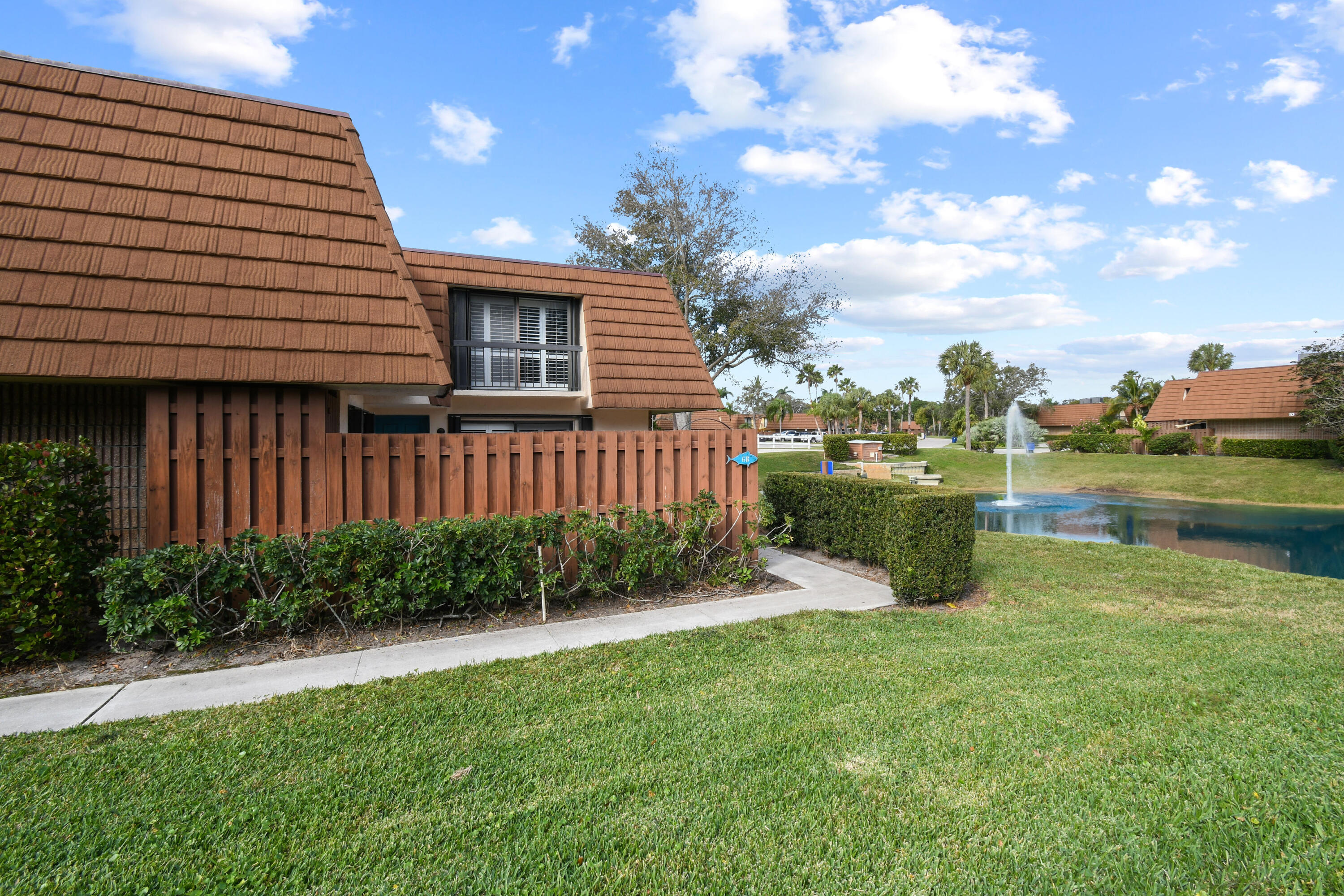 825 Center Street, Unit 6B Jupiter, FL 33458 - Photo 1 of 41 Lake/Fountain View