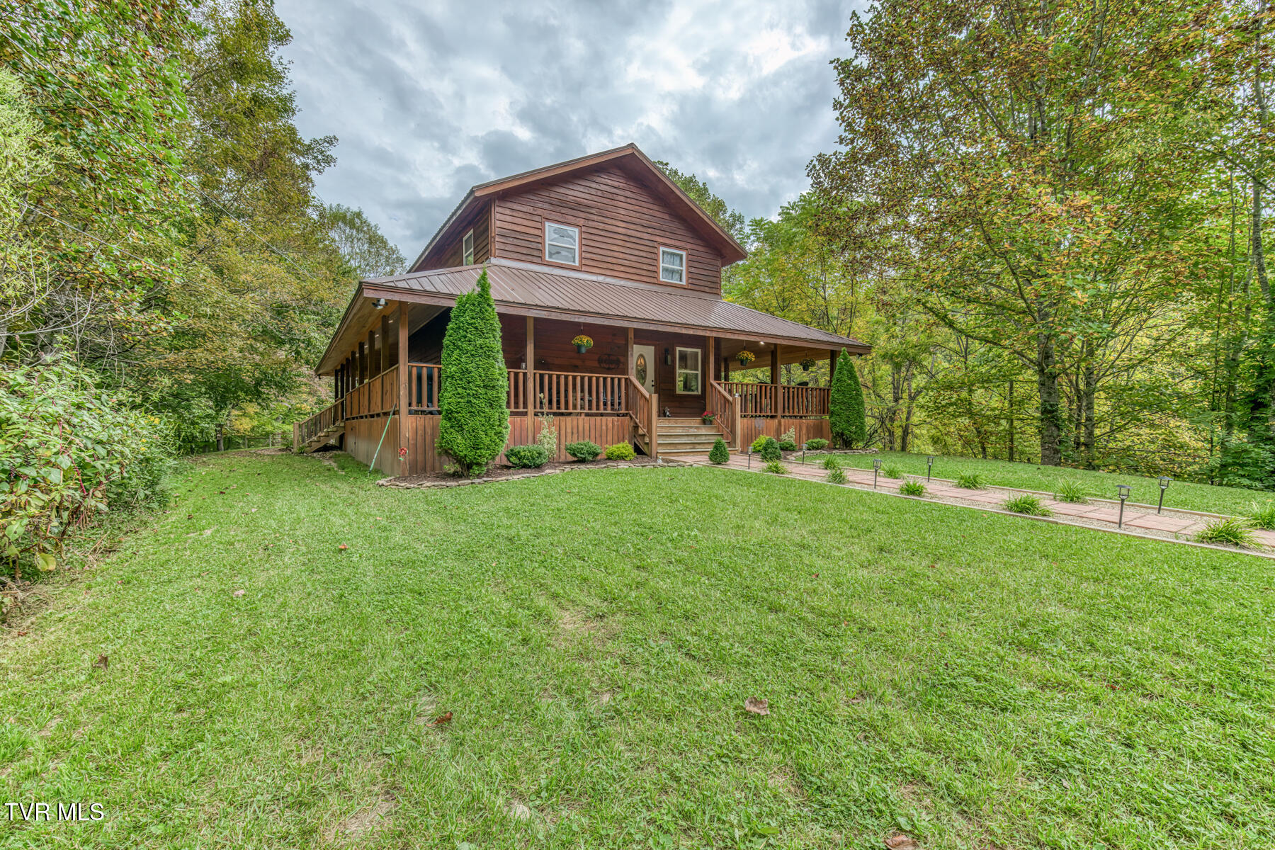 160 Conley Stevens Road Roan Mountain, TN 37687 - Photo 2 of 68 160 Conley Stevens Rd-46