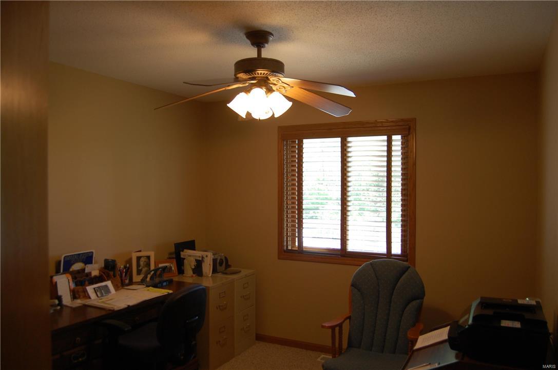 6704 Moro Road Edwardsville, IL 62025 - Photo 12 of 52 Gallery Image 12