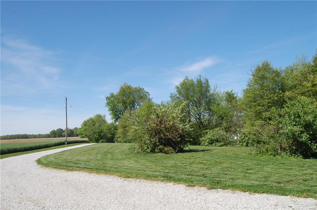 6704 Moro Road Edwardsville, IL 62025 - Photo 3 of 52 Gallery Image 3