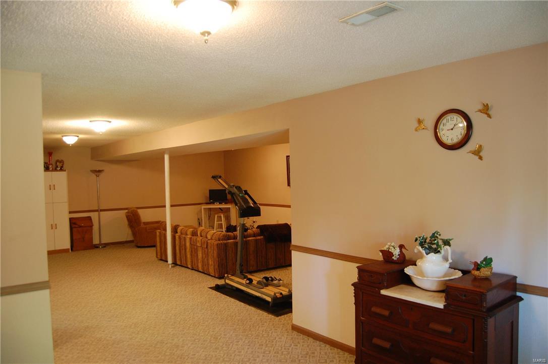6704 Moro Road Edwardsville, IL 62025 - Photo 26 of 52 Gallery Image 26