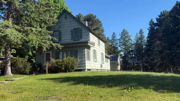 $185,000 | 402 Lake Avenue, Ironwood, MI 49938