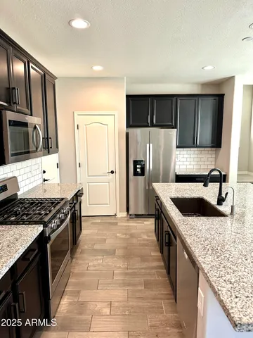 $2,395 | 7724 South 37th Way, Phoenix, AZ 85042