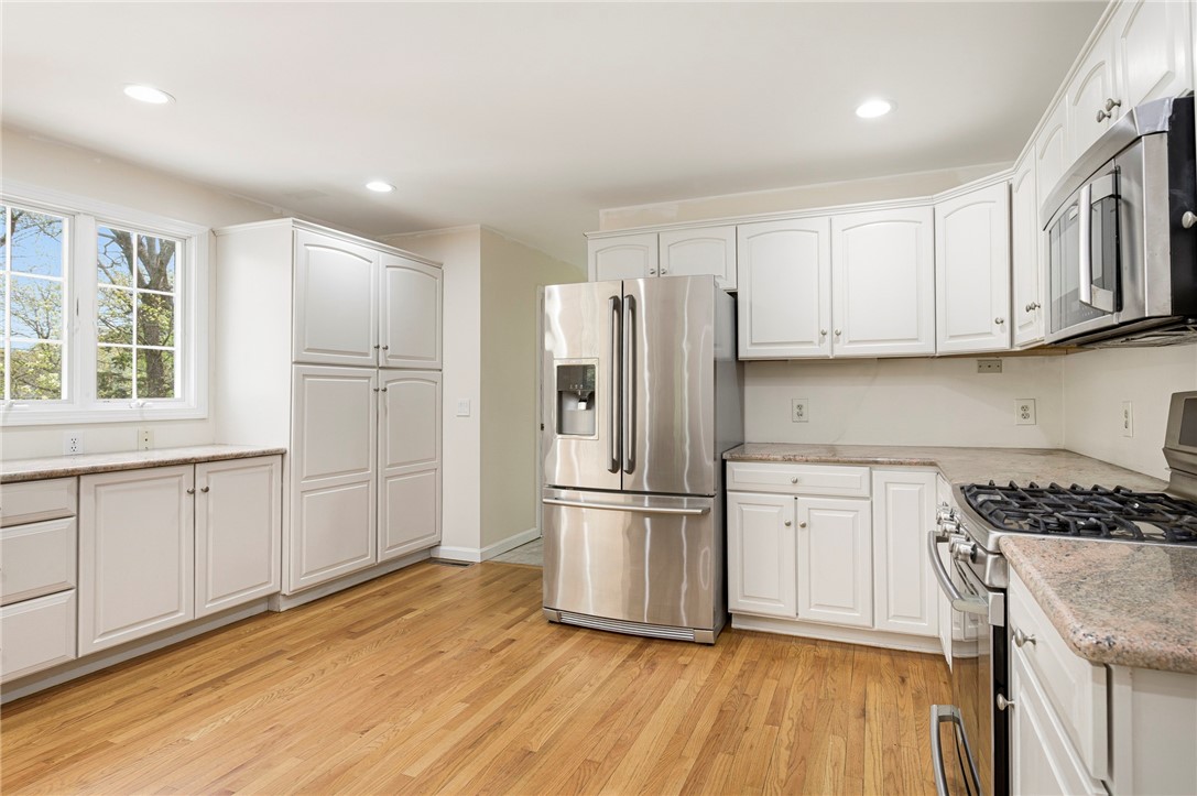 30 Wicklow Road Westerly, RI 02891 - Photo 27 of 49