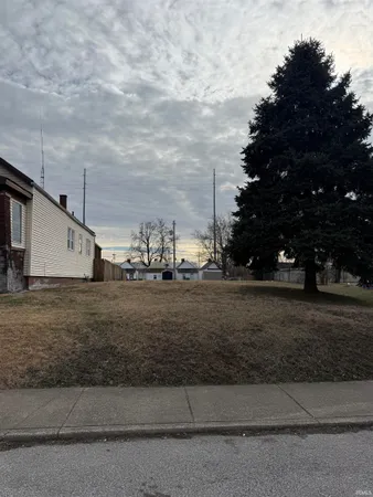 $6,000 | 1622 Fountain Avenue, Evansville, IN 47710